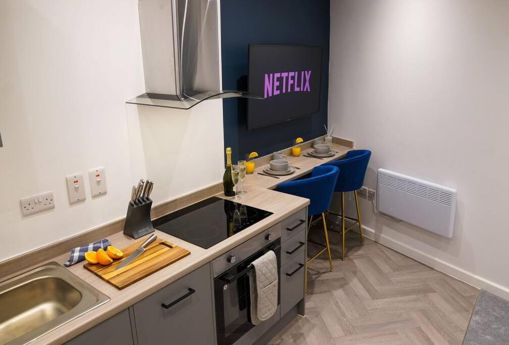 Luxury City Centre Apartment With Juliet Balcony, Fast Wifi And Smarttv With Netflix BUCKINGHAMSHIRE Екстер'єр фото